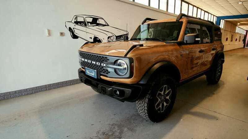 Ford Bronco - Gallery Car Wrapping
